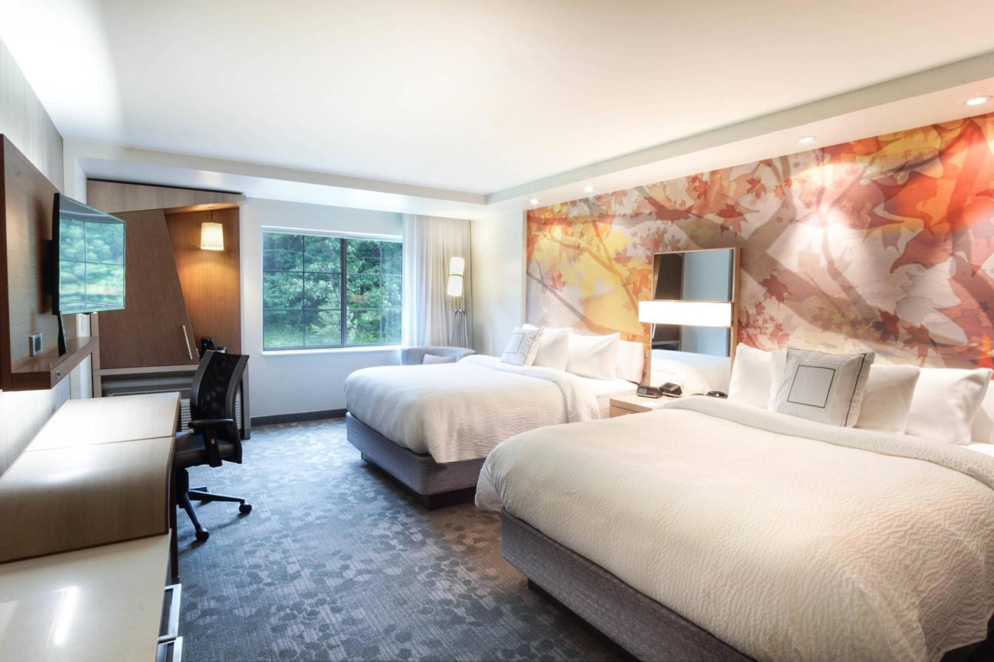 Hotel Courtyard By Marriott Lenox Berkshires Esterno foto