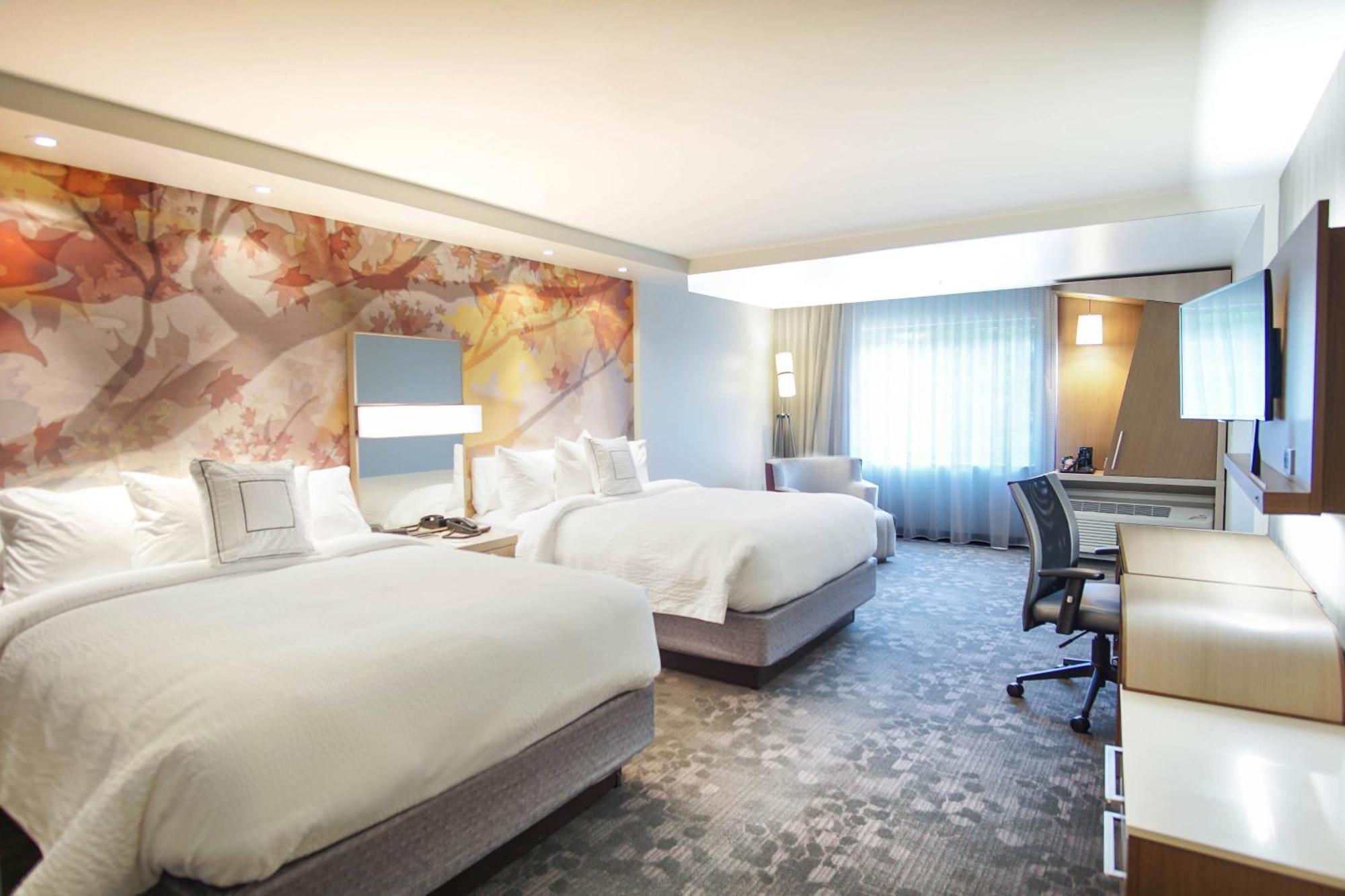 Hotel Courtyard By Marriott Lenox Berkshires Esterno foto