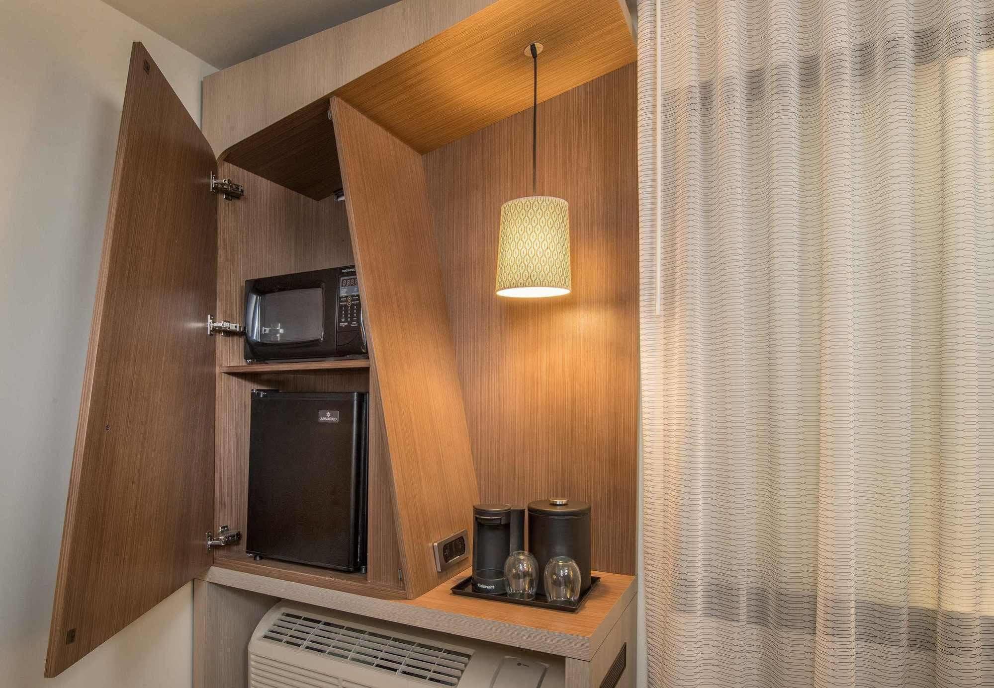 Hotel Courtyard By Marriott Lenox Berkshires Esterno foto