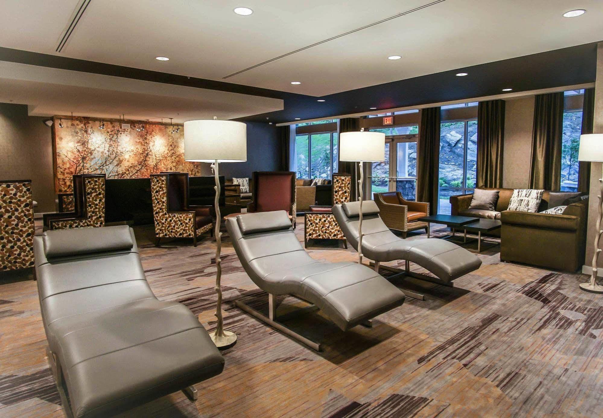 Hotel Courtyard By Marriott Lenox Berkshires Esterno foto